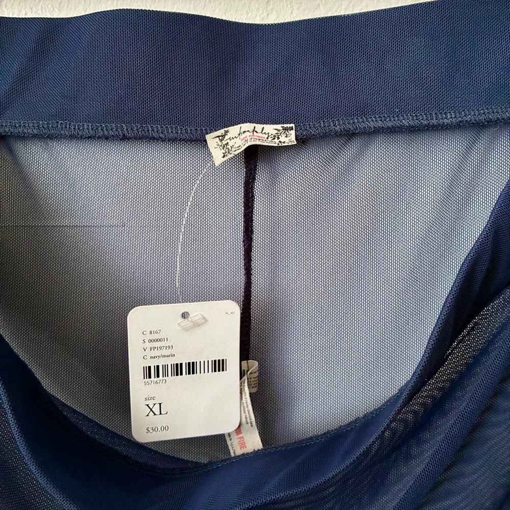 NEW Free People “Make It Happen Mesh Leggings” Dark Blue Size XL - Picture 9 of 9